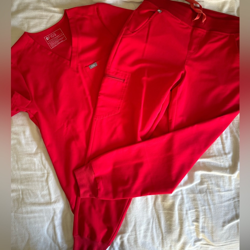 Figs Technical Zamora Red Medical Jogger Pants Set: medium Pants and Small Top